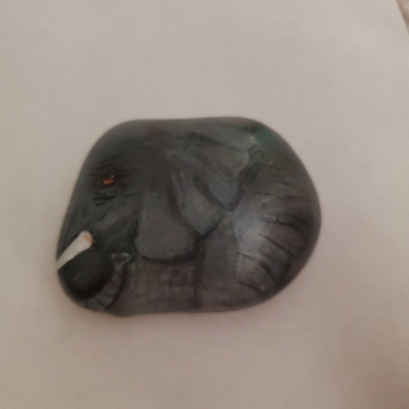 Painted Elephant Rock, Animal Pet Rock, Hand painted Pet Stone, Cute Elephant - Picture 7 of 8